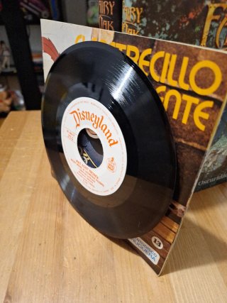 Vinilo Infantil El Sastrecillo Valiente Disney