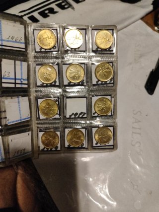 Raccoglitore monete World Coin Stock