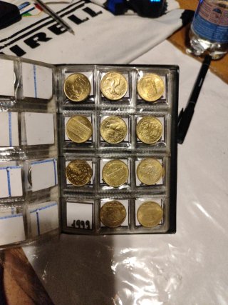 Raccoglitore monete World Coin Stock