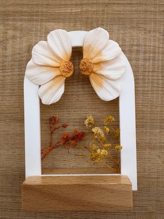 Pendientes Florales Beige y Naranja