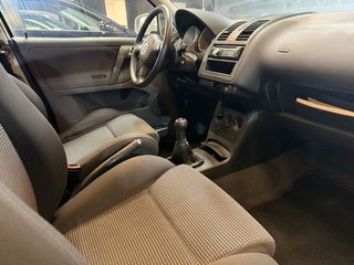 Volkswagen polo con 114,000kn