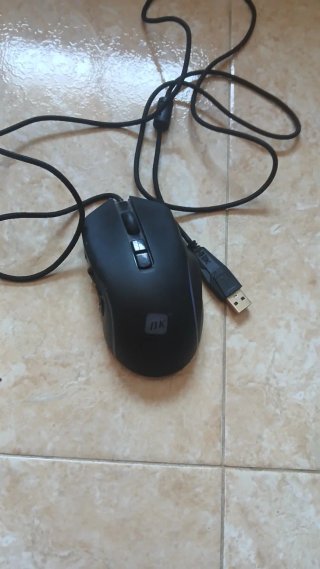 Pacchetto Gaming: Tastiera, Cuffie, Mouse, Altoparlanti e Tappetino