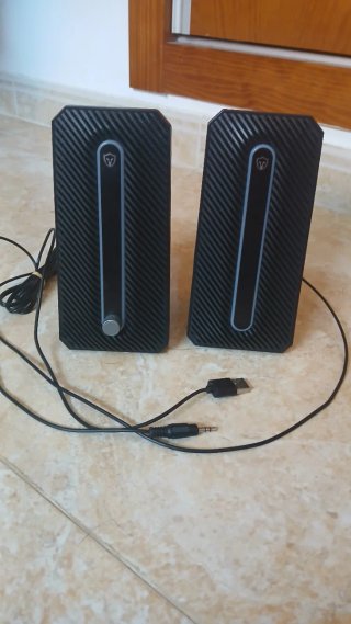 Pacchetto Gaming: Tastiera, Cuffie, Mouse, Altoparlanti e Tappetino