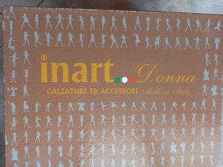 Stivaletti neri in camoscio