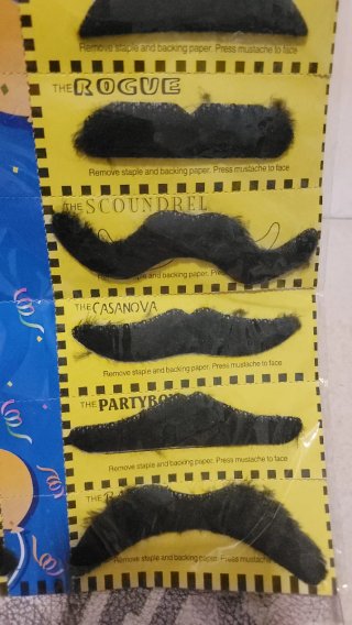 Pack Bigotes Autoadhesivos Disfraz