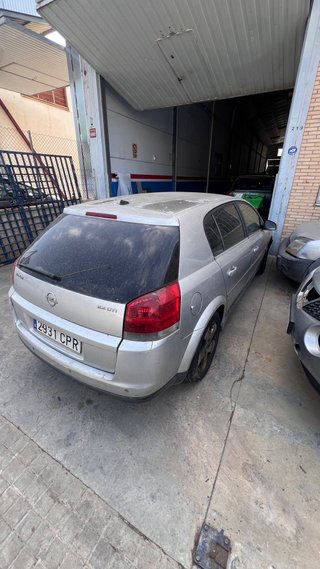 2003 Opel Signum 2.2DTI