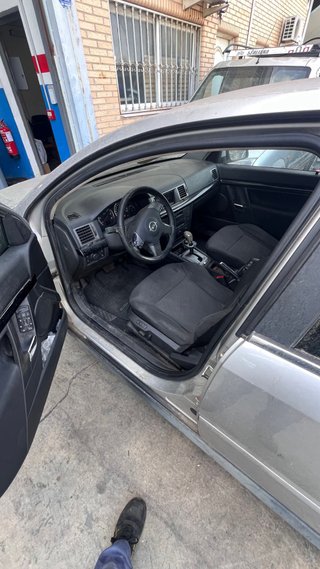 2003 Opel Signum 2.2DTI