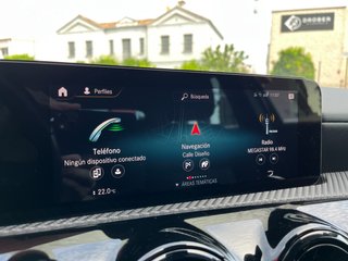 Mercedes-Benz Clase A 180d 2021