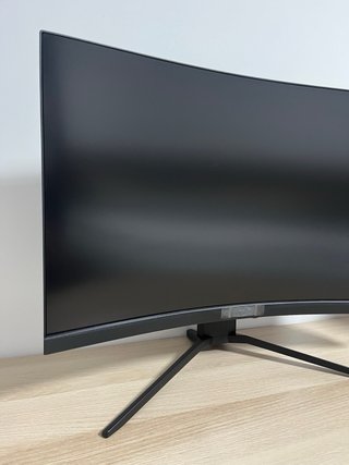Monitor Gaming MSI G272CQP 2K