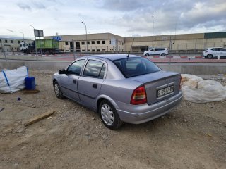 Opel Astra 2000