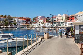 Bar en venta en Castell (Es)