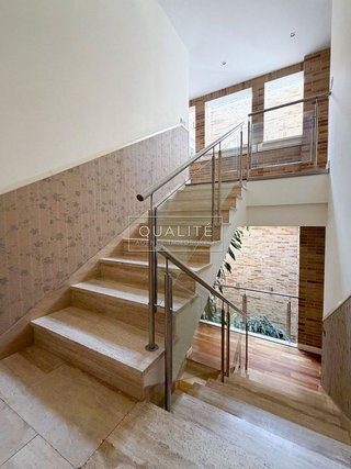 Casa adosada en alquiler en Piovera - Conde Orgaz en Madrid