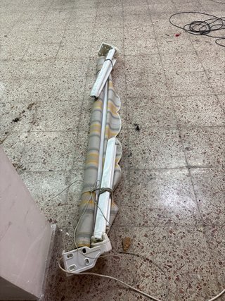 Toldo eléctrico 2,05m ancho tela beige/blanco