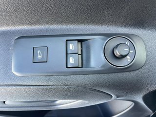 Peugeot Partner BlueHDi 100 cv. -Motor Av.- 7.500€