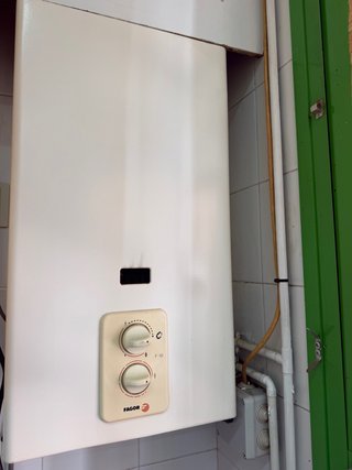 Calentador Fagor Blanco