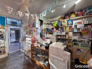 Local comercial en venta en Bellvitge en Hospitalet de Llobregat, L´