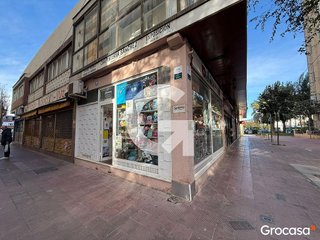 Local comercial en venta en Bellvitge en Hospitalet de Llobregat, L´