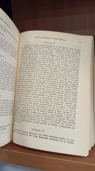12 tomos de Derecho Foral Navarra