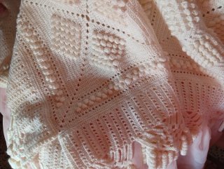 Colcha antigua crochet hilos cama 1.5