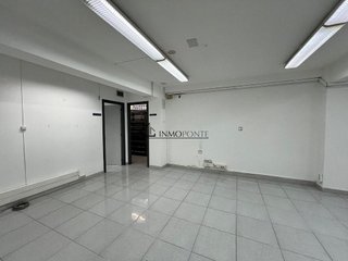 Oficina en venta en Ensanche - Sar en Santiago de Compostela