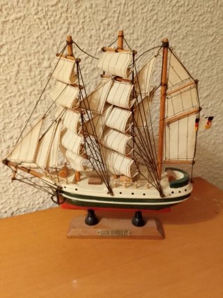 Maqueta Barco Aron Humboldt