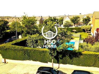 Casa adosada en alquiler en Hispanoamérica - Comunidades en Valdemoro