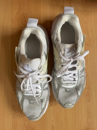 Nike V2K Run Talla 38.5