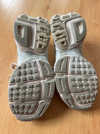 Nike V2K Run Talla 38.5