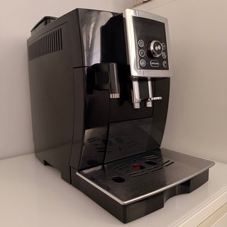 Cafetera superautomática DeLonghi Cappuccino Negra