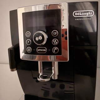 Cafetera superautomática DeLonghi Cappuccino Negra