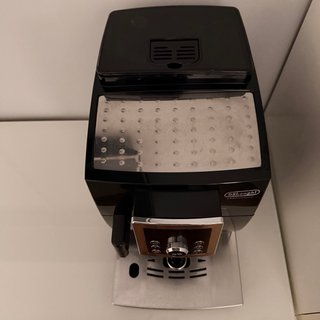Cafetera superautomática DeLonghi Cappuccino Negra