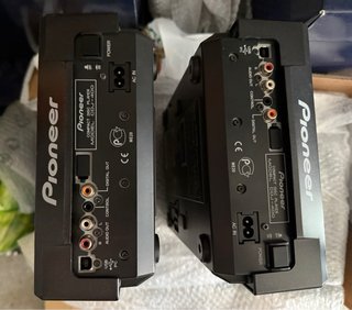 Coppia di Pioneer CDJ-400