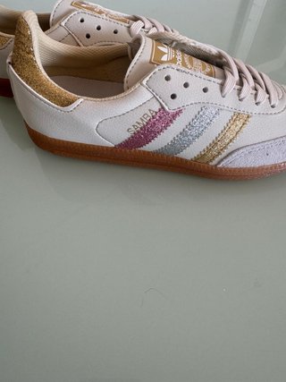 Bambas beige y doradas talla disponibles del 36A41