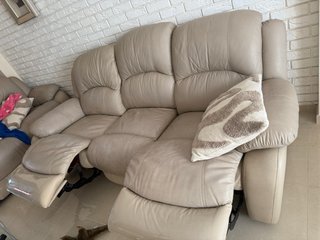Sofás de piel beige 2 y 3 plazas