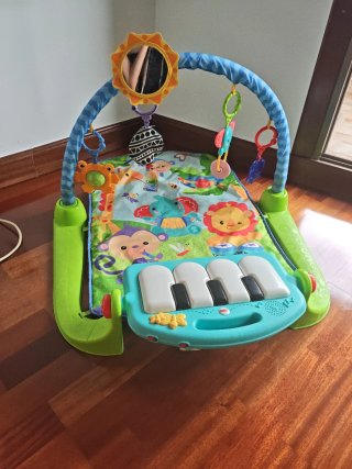 Alfombra Actividades - Gimnasio Piano Pataditas
