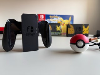 Nintendo Switch Edición Limitada Pikachu