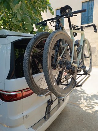Portabicicletas portón VW T7