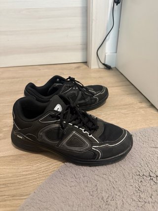Zapatillas Dior B30 Negras y Plateadas