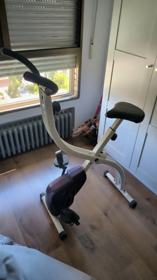 Bicicleta Estática Plegable nueva sin usar