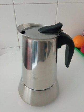 Cafetera italiana de acero inoxidable