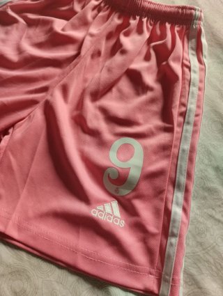 Pantalón corto Real Madrid Adidas rosa T.26