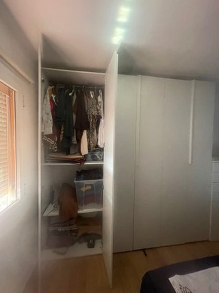 Armario de dormitorio blanco