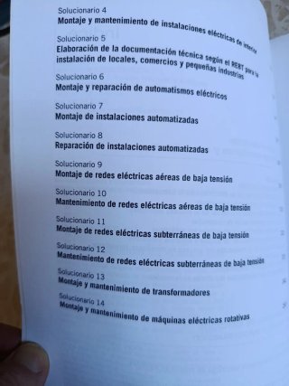 Guía Docente y Solucionario ELEE0109
