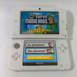 Nintendo 3DS XL Luigi Edition
