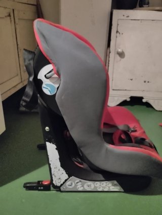 Silla coche Chicco niño con sistema Isofix