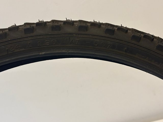 Cubierta de bicicleta Deestone 24x1.90