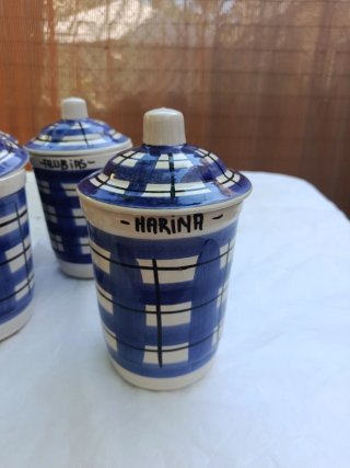 Tarros de cerámica cocina azules y blancos