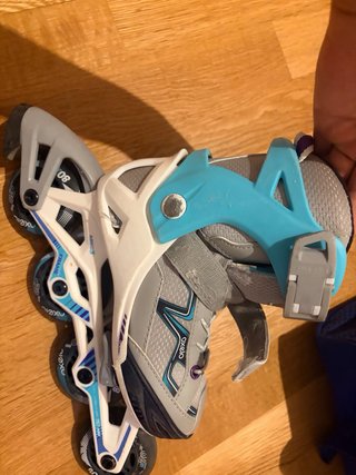 Patines infantiles con bolsa y casco