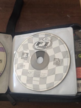 Juegos ps1 8 euros cada uno