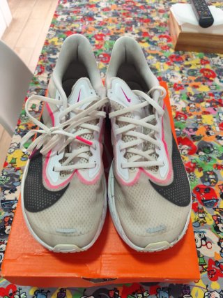 Nike Zoom Fly 6 W 41 Blanco/Negro/Morado